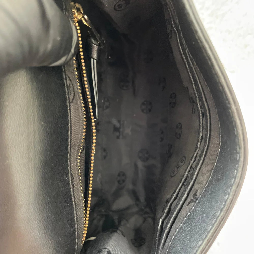 Tory Burch Fleming Shoulder Bag - Picture 8 of 9